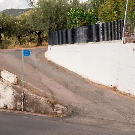 Ansolive Retreats Appartement *